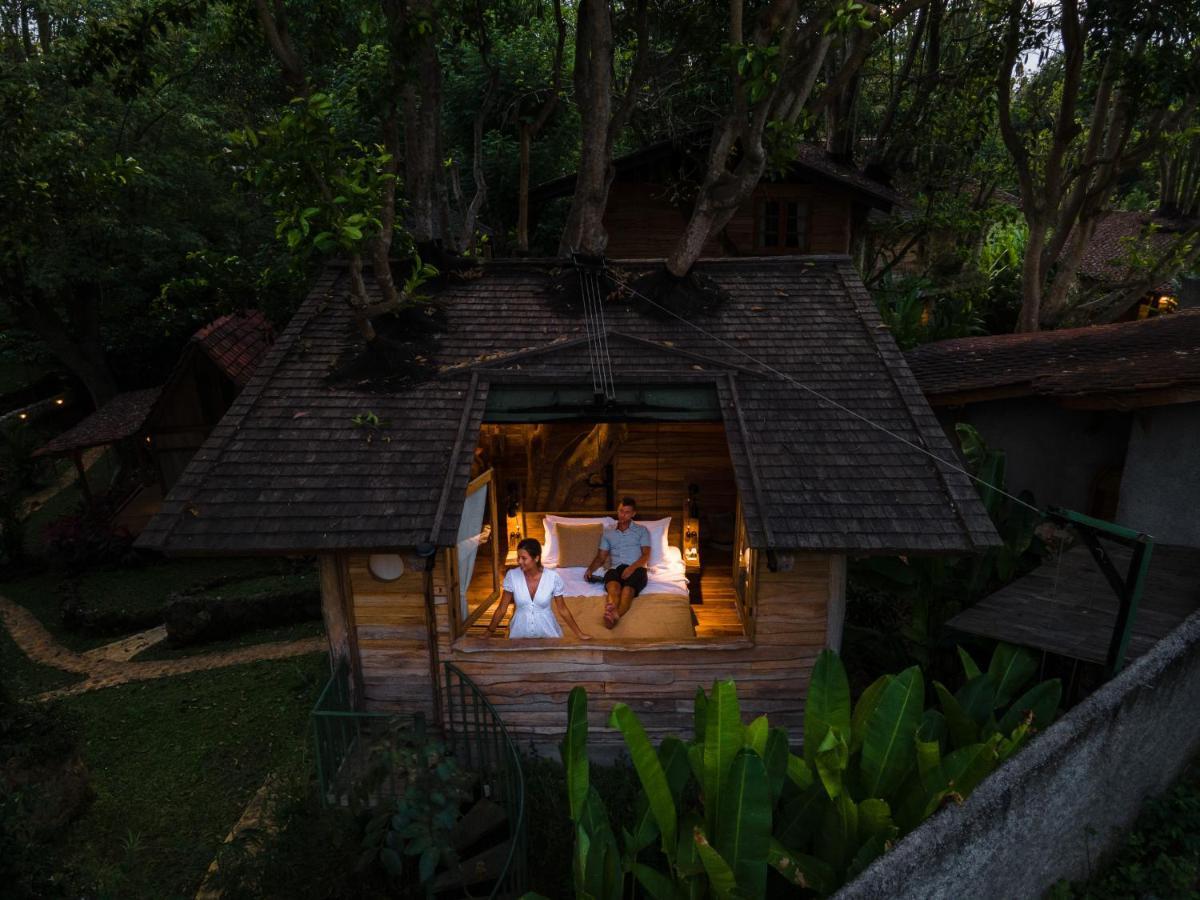 Roots Tree House Villa อูลูวาตู ภายนอก รูปภาพ