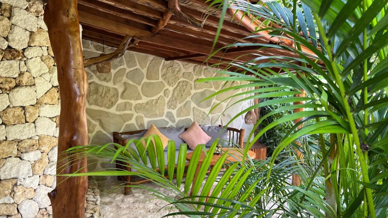 Roots Tree House Villa อูลูวาตู ภายนอก รูปภาพ