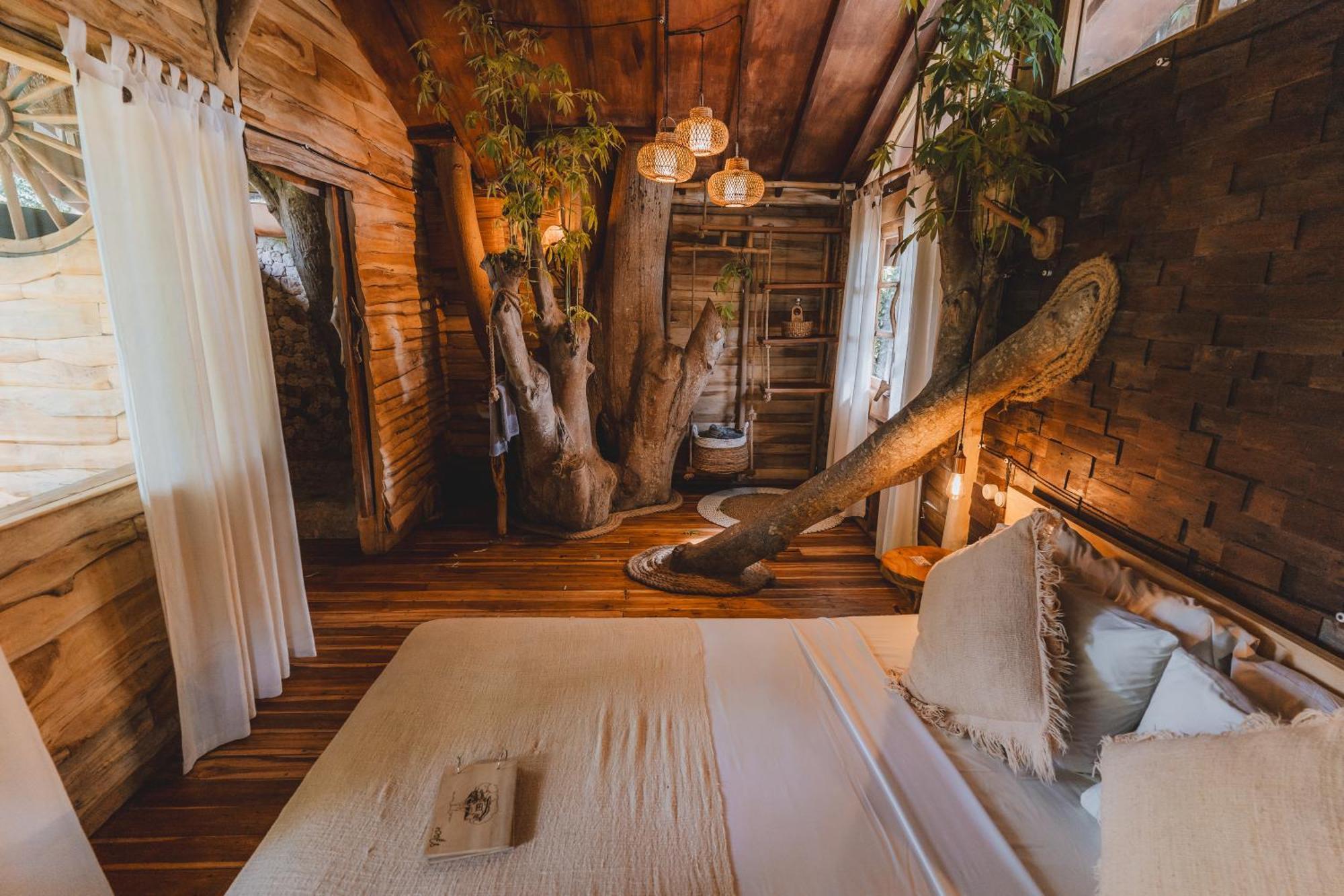 Roots Tree House Villa อูลูวาตู ภายนอก รูปภาพ